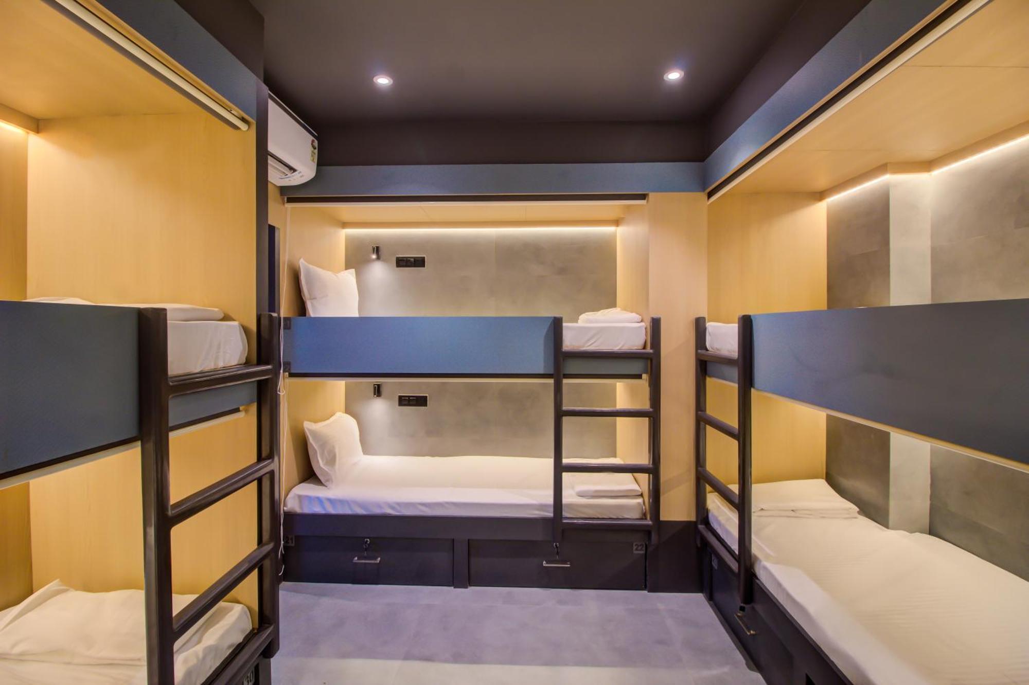 Hostal Dorms